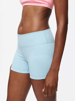 Gemini 3" Short in light blue, showcasing a medium-rise fit and silicone gripper band for ultimate comfort.